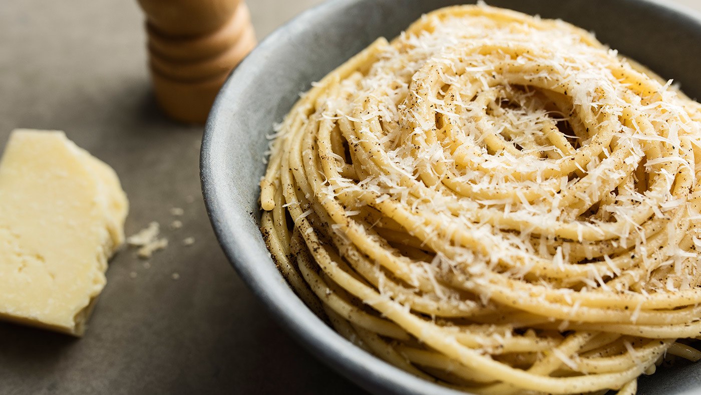 pates Cacio e Pepe