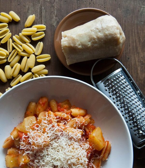 recette-italienne-pasta-e-patate-rossa