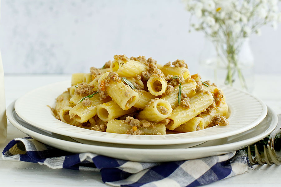 ragù bianco con ricotta bufala