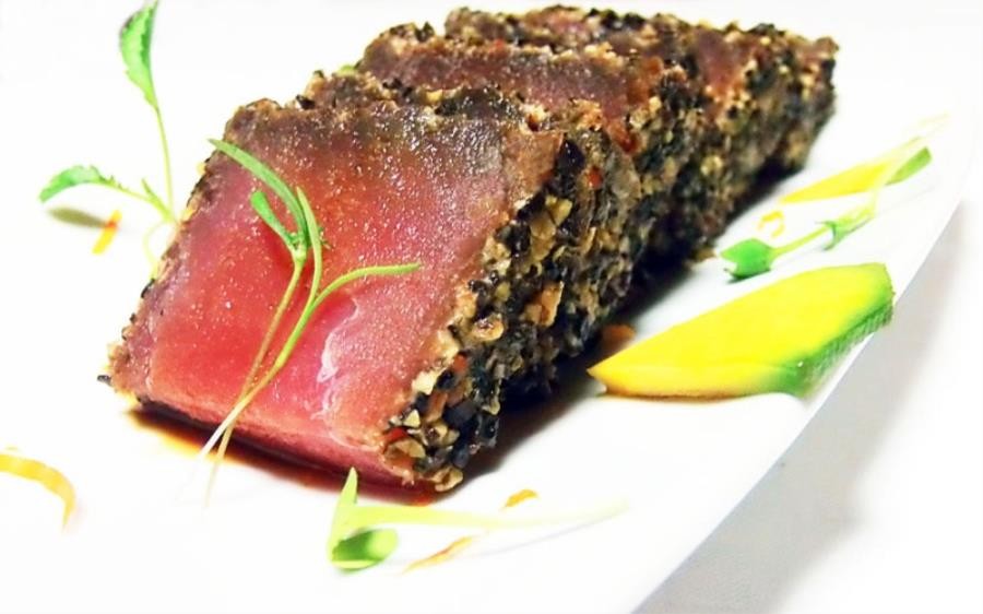 sashimi-di-tonno-rosso-in-panure-di-pistacchio