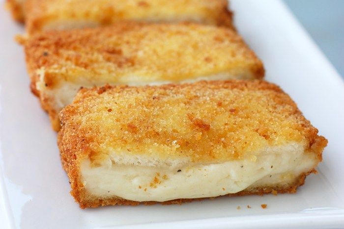 Mozzarella in carrozza