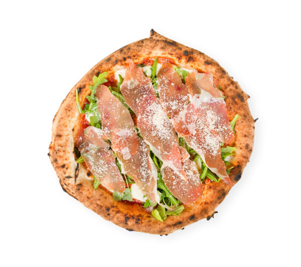 Margherita Pizza mit rohem Schinken und Büffelmozzarella aus Kampanien